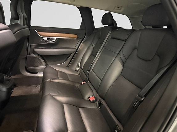 Volvo V90 15 of 26