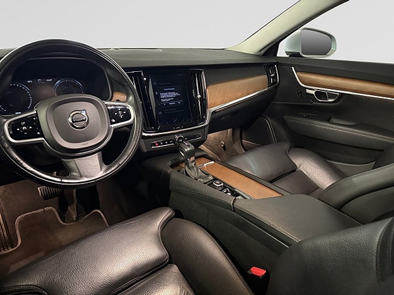 Volvo V90 12 of 26