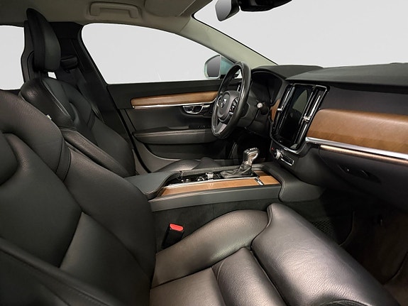 Volvo V90 17 of 26