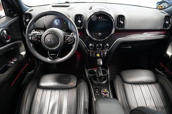MINI Countryman Cooper SE 2 of 22