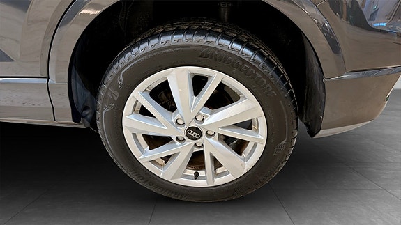 Audi Q2 6 of 19