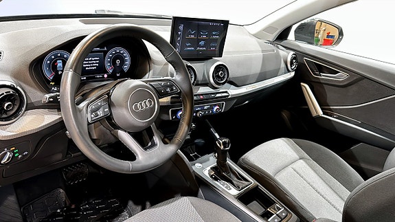 Audi Q2 7 of 19