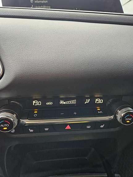 Mazda CX-30 18 of 29