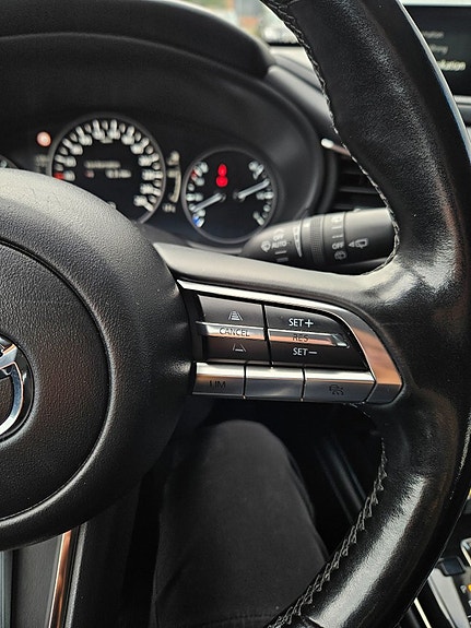 Mazda CX-30 13 of 29