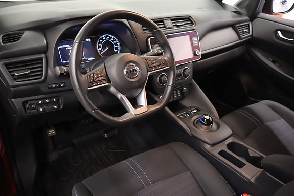 Nissan Leaf 6 of 8