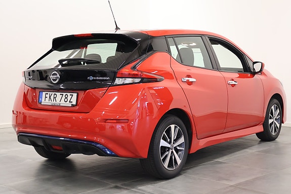 Nissan Leaf 2 of 8