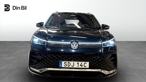 Volkswagen Tiguan 4 of 23