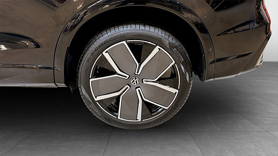 Volkswagen Tiguan 6 of 23