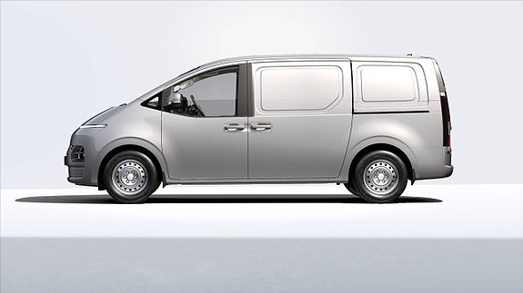 Hyundai Staria 3 of 6