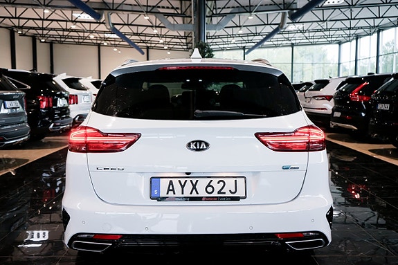 Kia Ceed 7 of 30