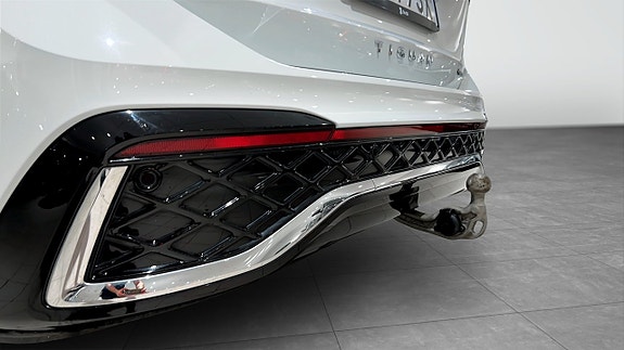Volkswagen Tiguan 13 of 23