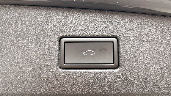 Volkswagen Tiguan 14 of 23