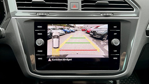 Volkswagen Tiguan 20 of 23