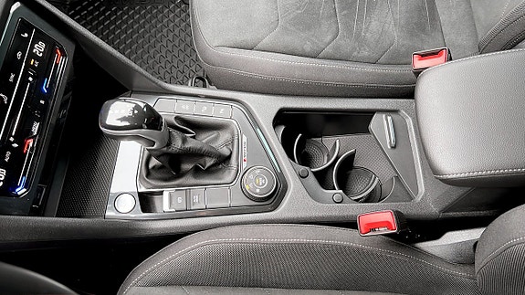 Volkswagen Tiguan 18 of 23