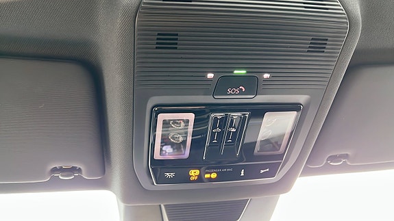 Volkswagen Tiguan 25 of 25
