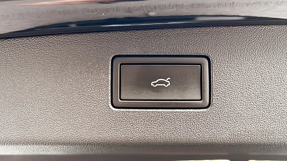 Volkswagen Tiguan 15 of 25