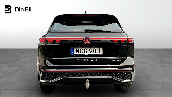 Volkswagen Tiguan 5 of 25