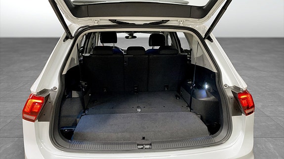Volkswagen Tiguan Allspace 12 of 12