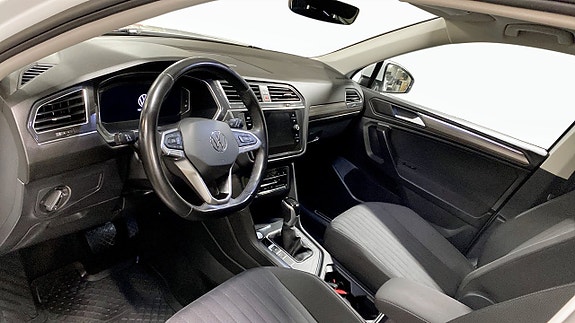 Volkswagen Tiguan Allspace 7 of 12