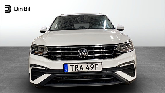 Volkswagen Tiguan Allspace 4 of 12