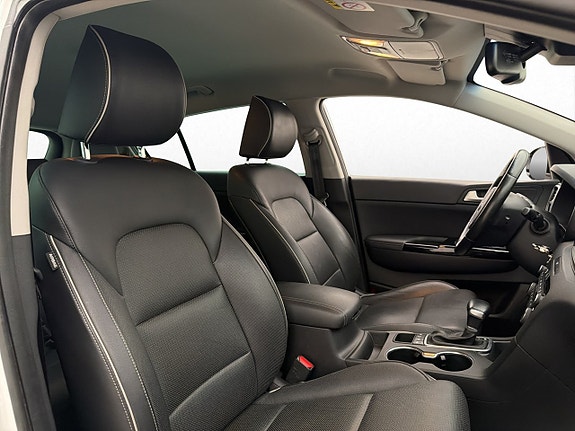 Kia Sportage 12 of 30