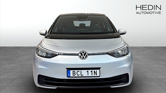 Volkswagen ID.3 8 of 12