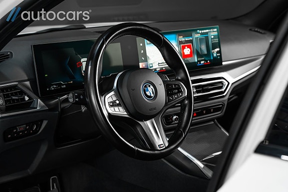 BMW 330e 17 of 30