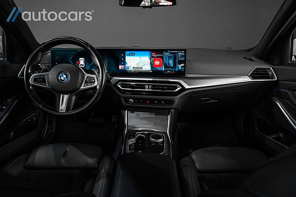 BMW 330e 18 of 30