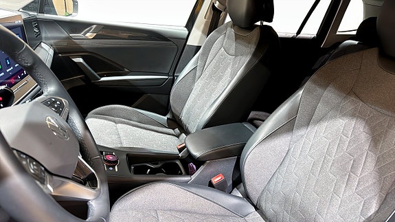 Volkswagen Tiguan 8 of 22
