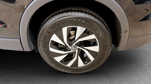 Volkswagen Tiguan 6 of 22