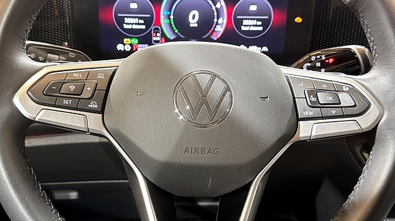 Volkswagen Tiguan 17 of 22