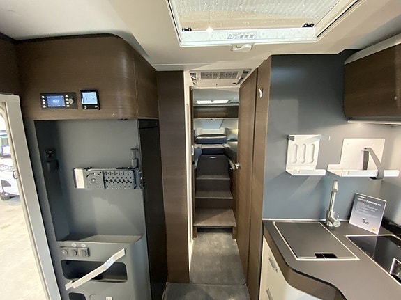 Adria Matrix Supreme 670 DL Mercedes Benz/Automat/ALDE/2027 5 of 25