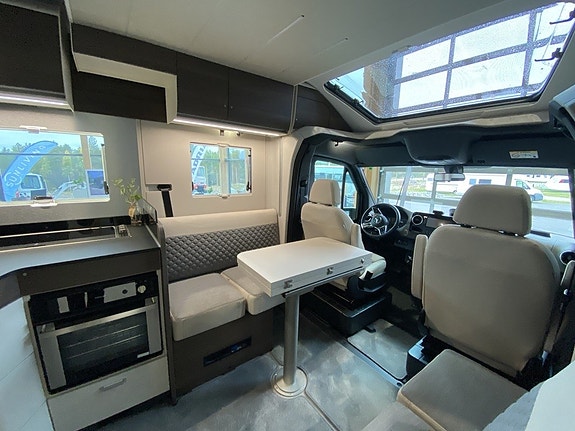 Adria Matrix Supreme 670 DL Mercedes Benz/Automat/ALDE/2027 3 of 25