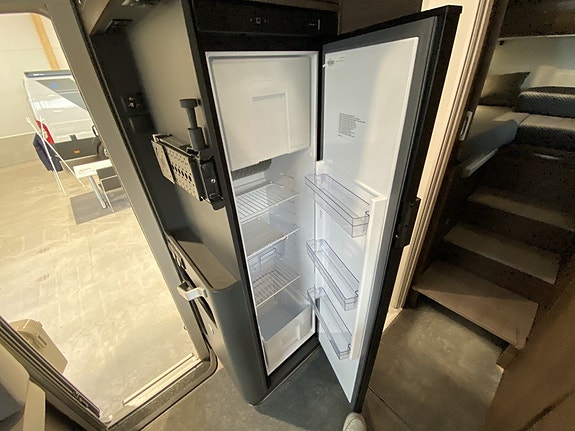 Adria Matrix Supreme 670 DL Mercedes Benz/Automat/ALDE/2027 15 of 25