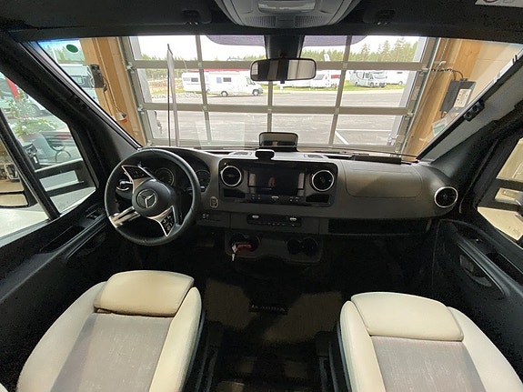 Adria Matrix Supreme 670 DL Mercedes Benz/Automat/ALDE/2027 20 of 25