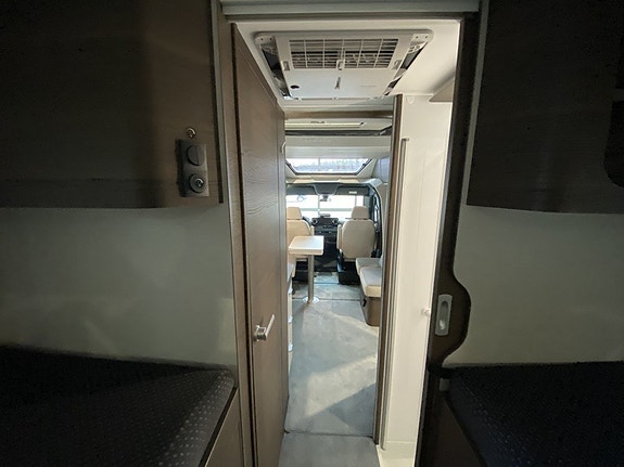 Adria Matrix Supreme 670 DL Mercedes Benz/Automat/ALDE/2027 8 of 25
