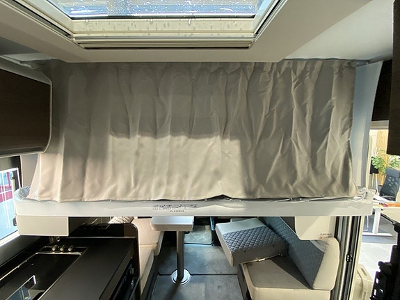 Adria Matrix Supreme 670 DL Mercedes Benz/Automat/ALDE/2027 17 of 25