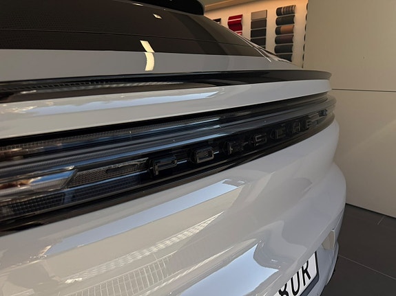 Porsche Cayenne 25 of 25