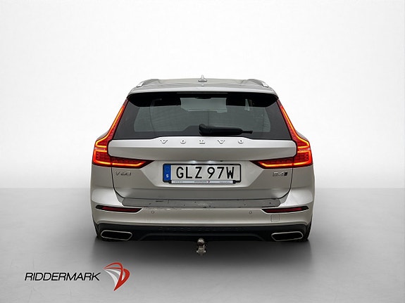 Volvo V60 Cross Country 6 of 30