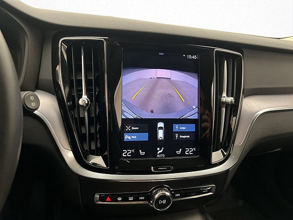Volvo V60 Cross Country 17 of 30