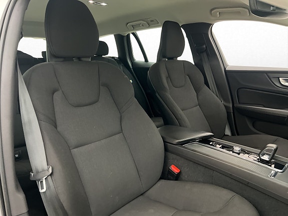 Volvo V60 Cross Country 24 of 30