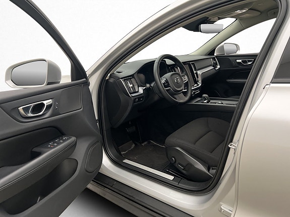 Volvo V60 Cross Country 10 of 30