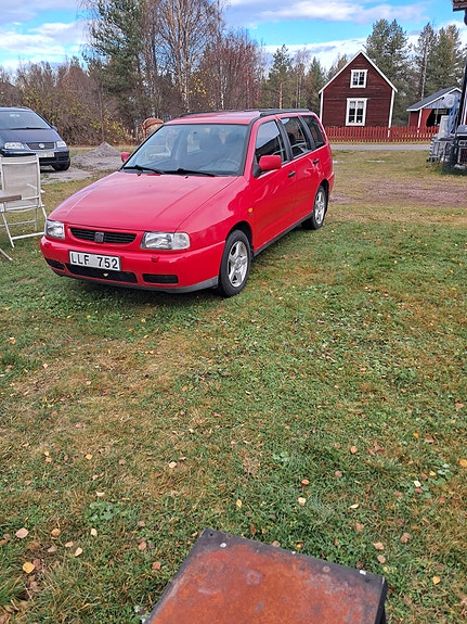 Seat Cordoba Vario 2 of 2