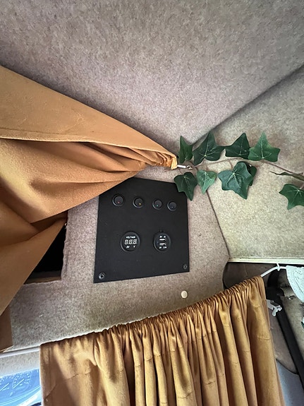 LDV Maxus 12 of 23
