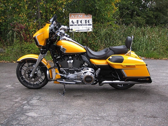 Harley-Davidson STREET GLIDE cvo 11 of 11