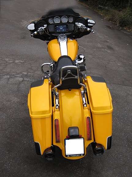 Harley-Davidson STREET GLIDE cvo 4 of 11