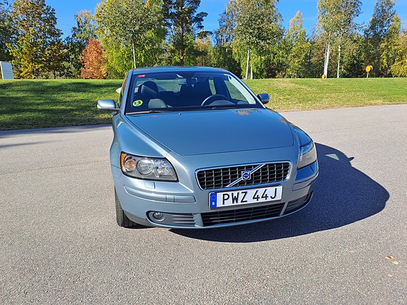 Volvo S40 7 of 16