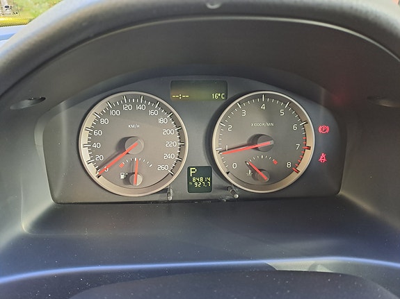 Volvo S40 10 of 16
