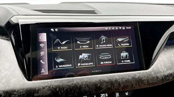 Audi e-tron 15 of 18
