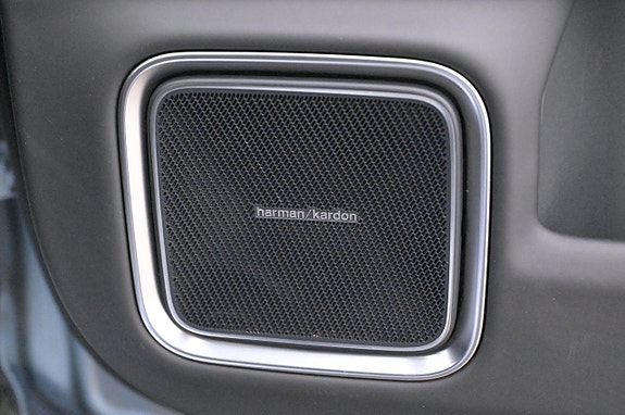 Polestar 4 13 of 27
